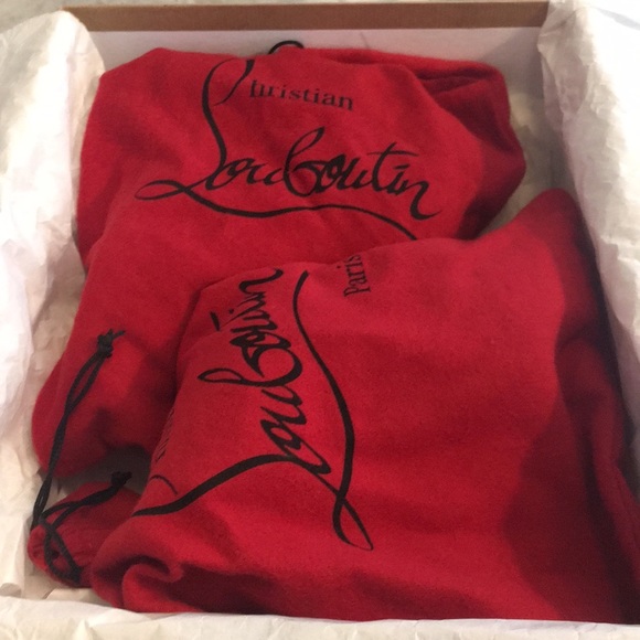 Christian Louboutin Zenobissima Block-Heel Sandal - Picture 16 of 16